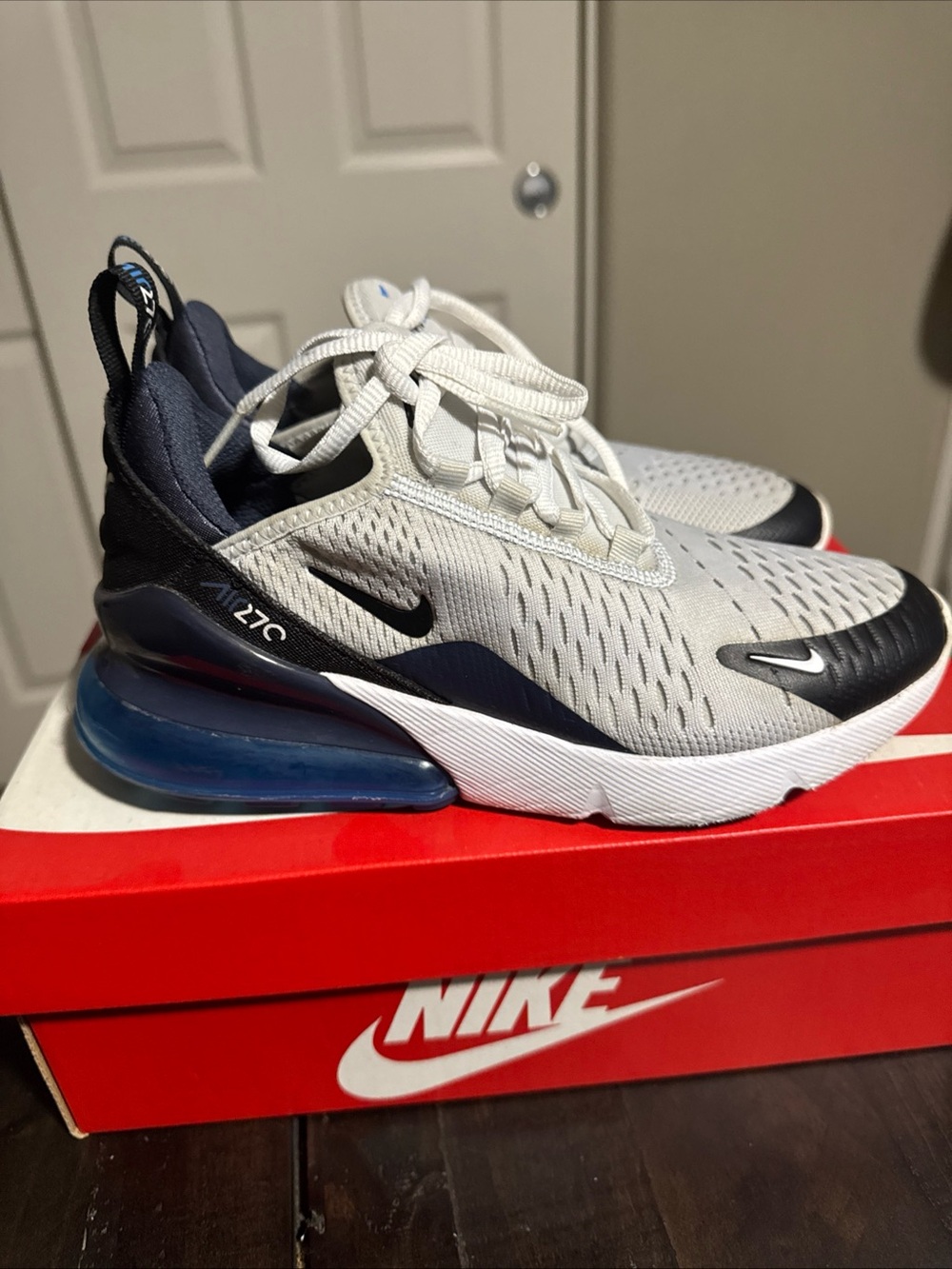 Nike Kids White/Black/Blue Air Max 270 React Sneakers - Picture 5 of 9